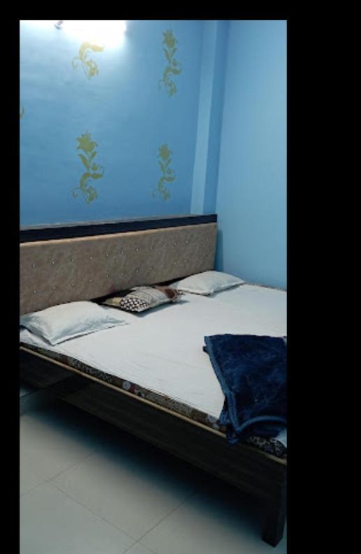 Maa Sharda Inn Hotel Maihar Екстериор снимка